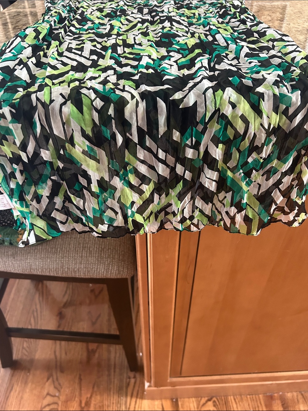 Women’s Chico’s Abstract Green & Black Patterned Scarf